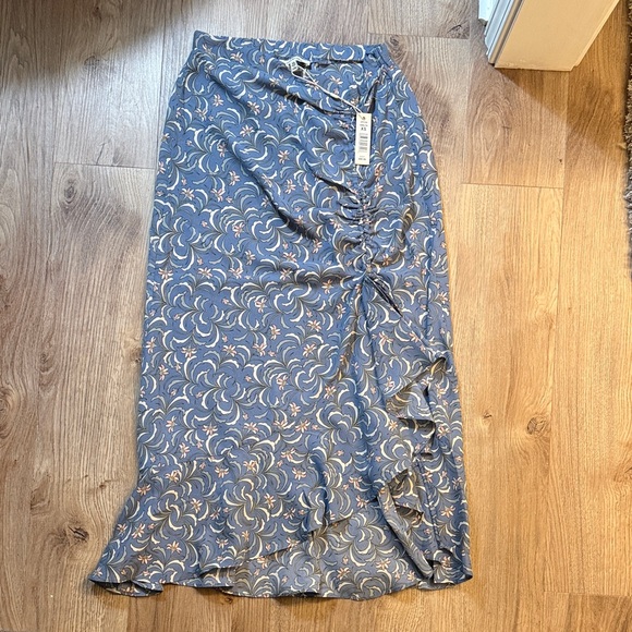 Max Studio Dresses & Skirts - Max Studio Asymmetrical Blue Floral Skirt